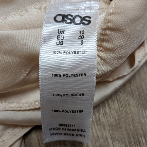 Asos Creamy Beige Sleeveless Drapey Blouse - Picture 7 of 10